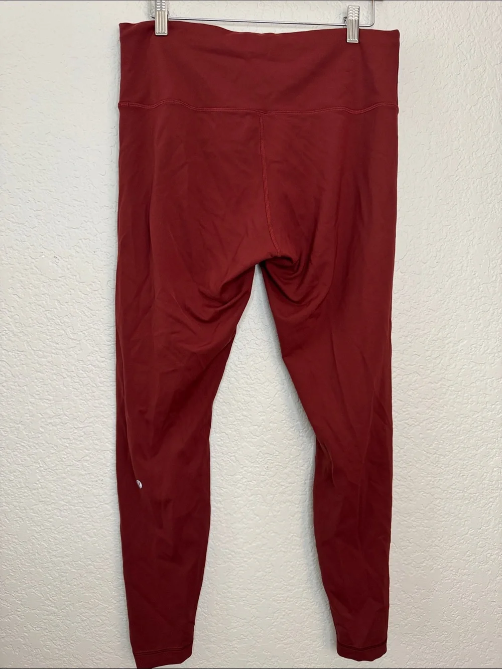Lululemon Wunder Train HR 28” Leggings Size 14 Everlux Burgandy Square Dot - Picture 5 of 8